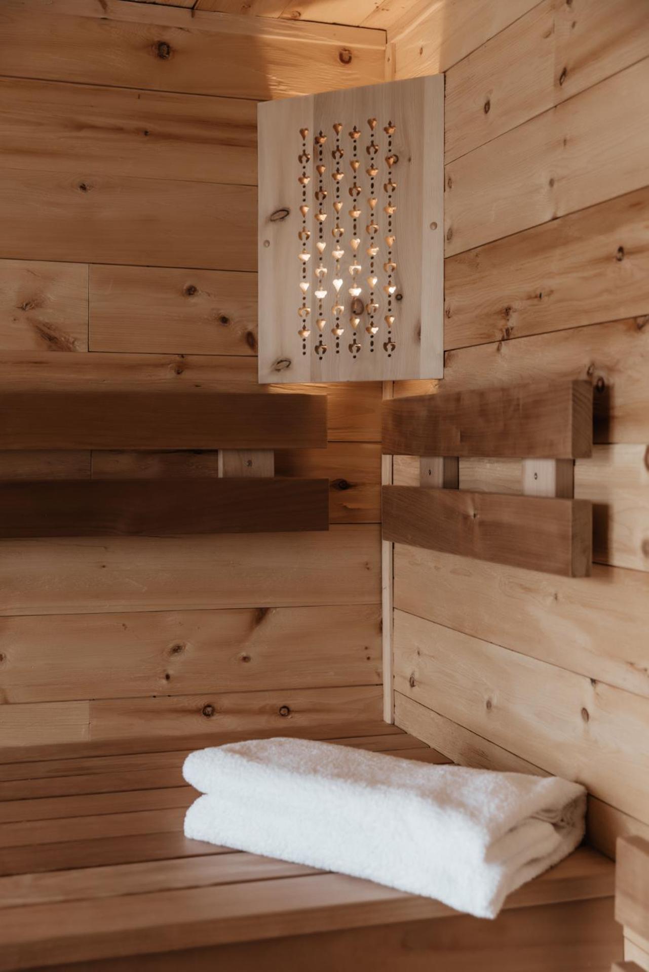 Am Wildbachberg - Luxus Ferienhaeuser Mit Infinitypool, Privatsauna Und Weinkeller Deutschlandsberg Bagian luar foto
